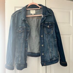 Torrid Women's Blue Denim Jacket-Size 0 EUC- worn twice.